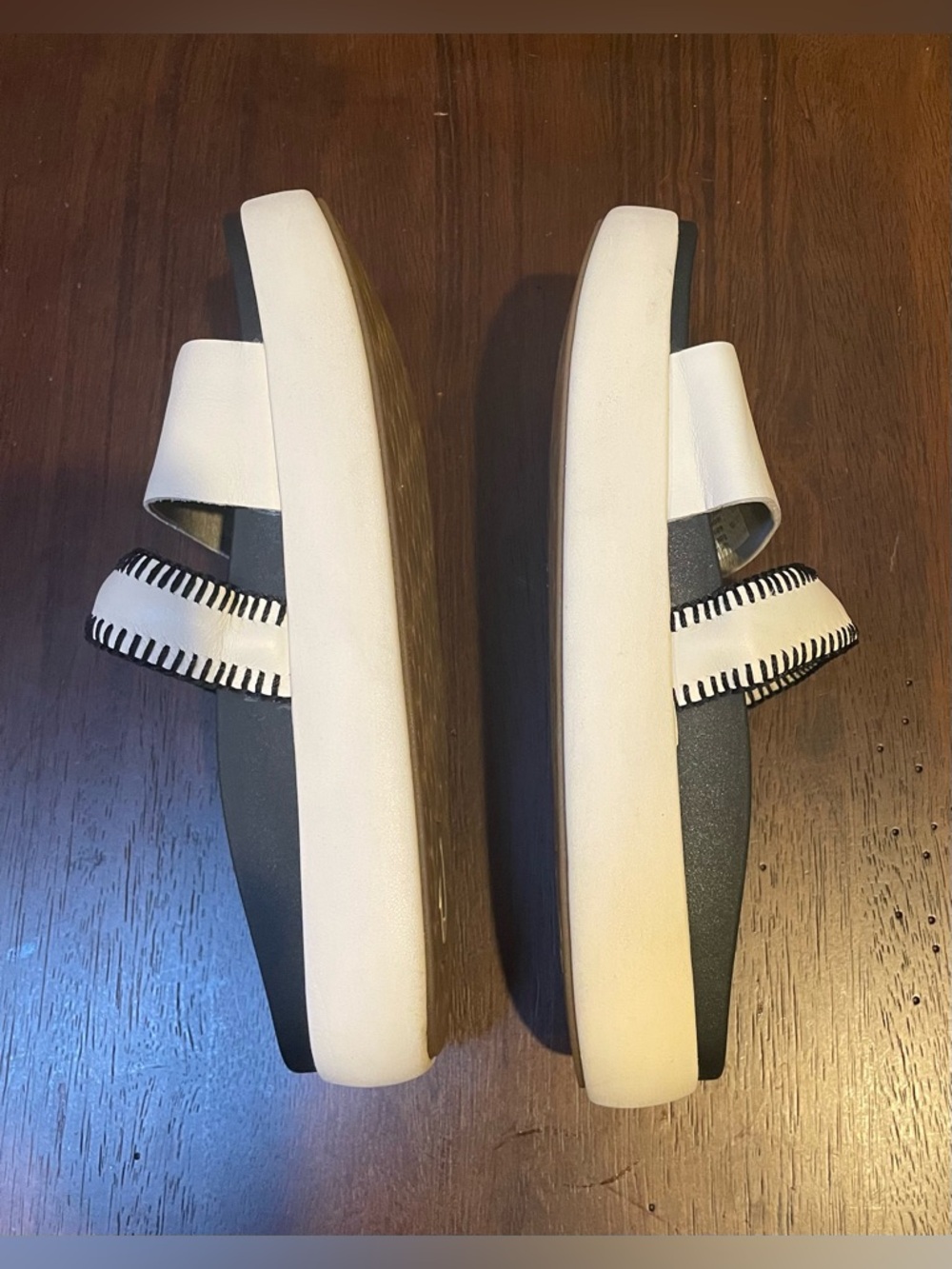 OluKai Pae Slide Sandal, Leather, White / Black, Women’s Size 7 - Picture 9 of 12